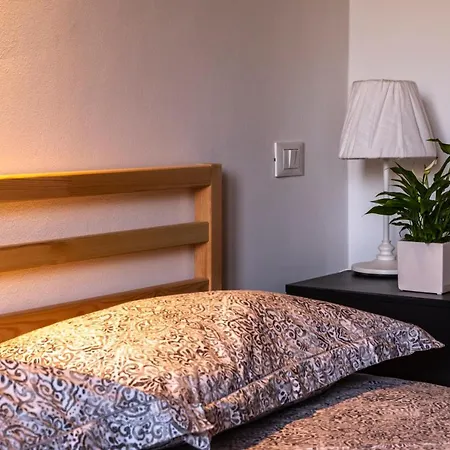River House Apartment