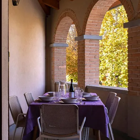 公寓 River House *